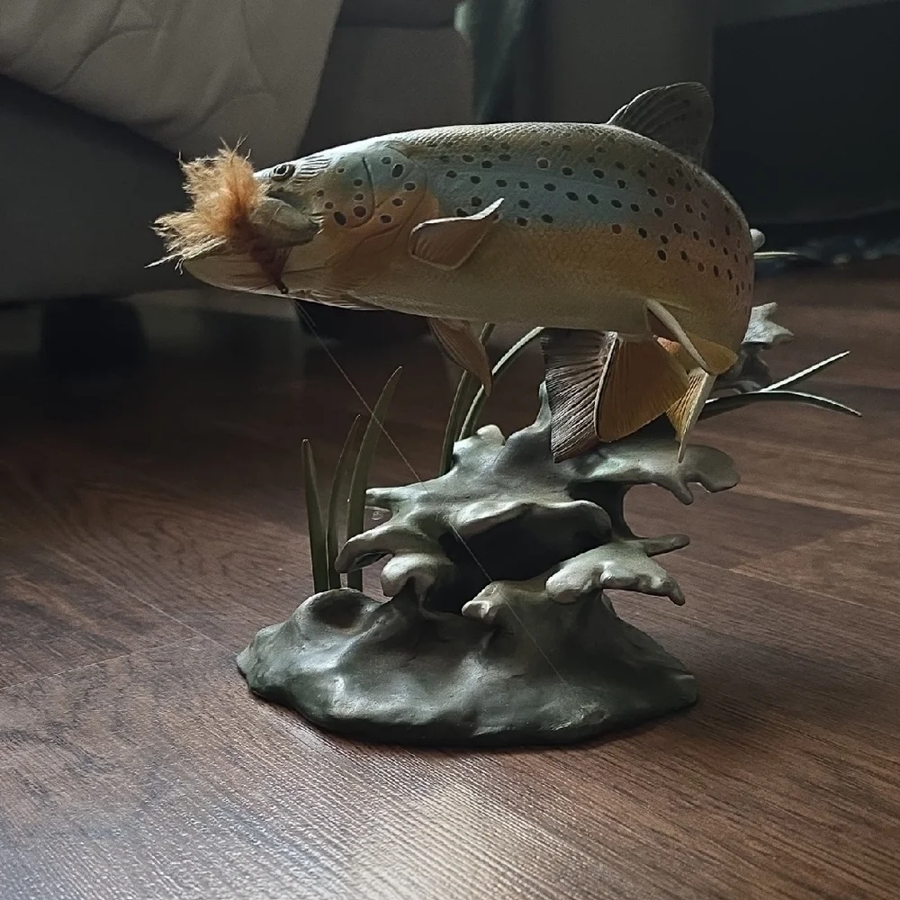 Elegant Fish Sculpture with Green and Brown Details